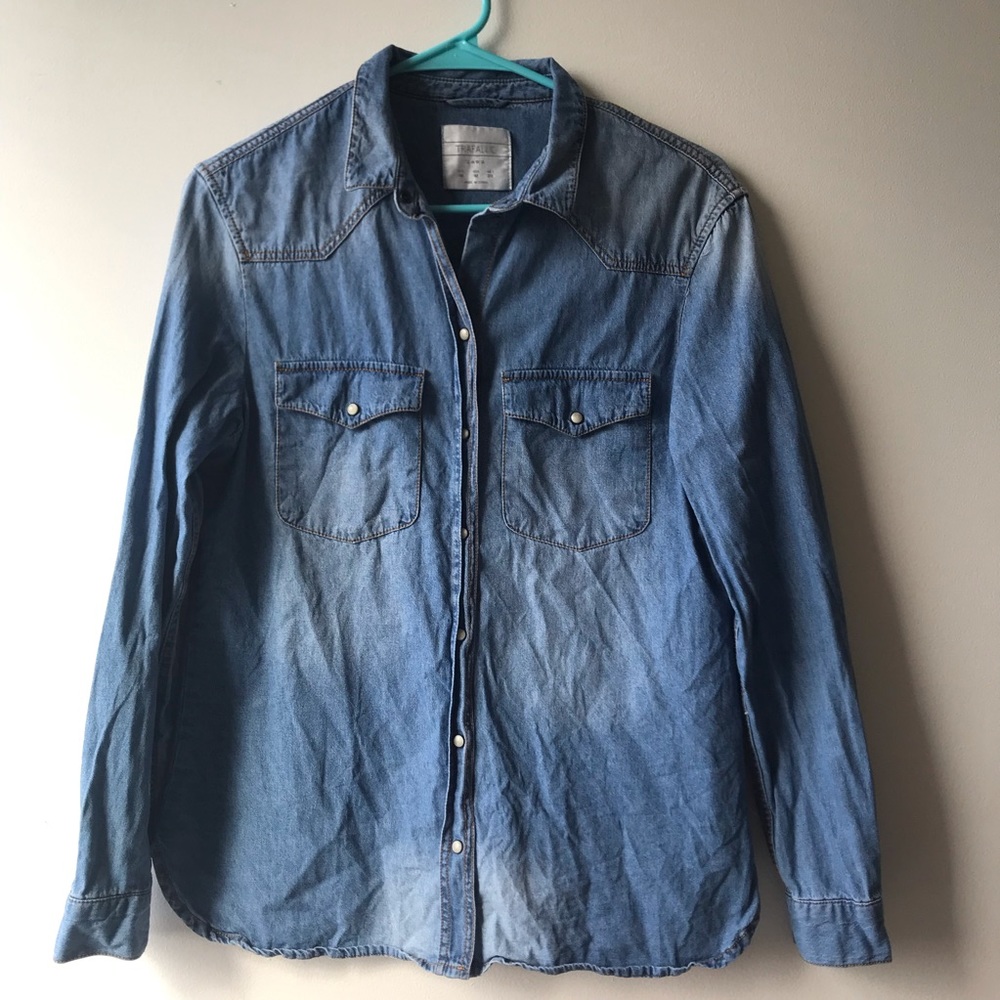 Zara Denim Button Down sz M